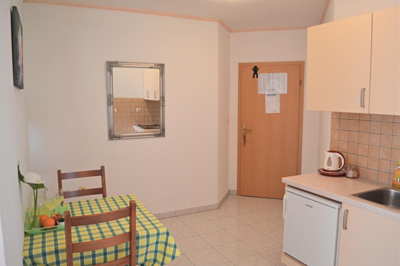 Apartments Dragun Podstrana Bagian luar foto